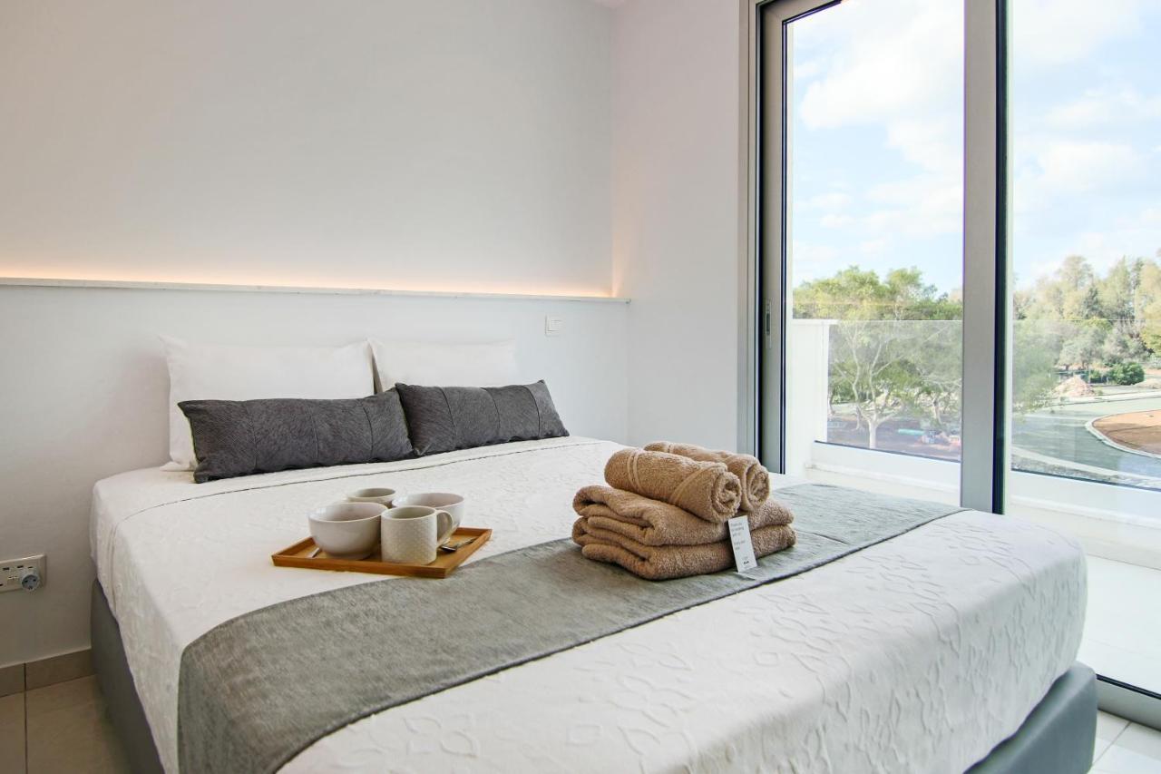 Phaedrus Living - Seaside Executive Flat Harbour 205 Appartement *